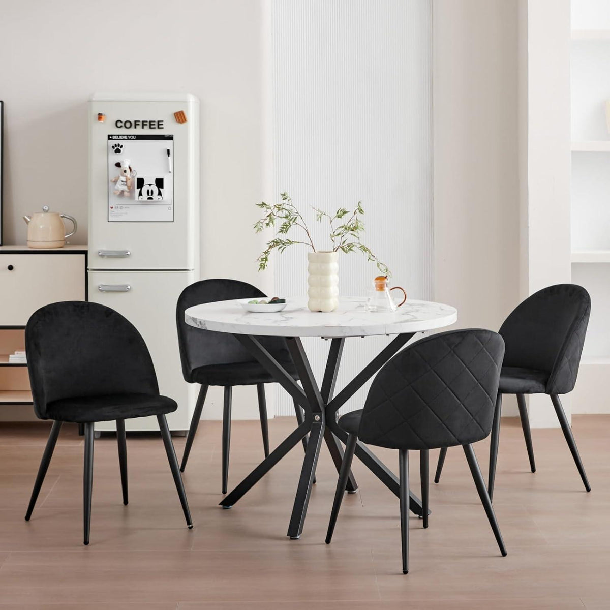 8 Esszimmerstühle Samt mit Metallbeinen, Schwarz