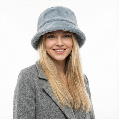 Flauschige Winter Fischerhut Damen Grau – Warm & Verstellbar