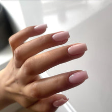 24er Set Nude Press on Nails Glänzend Kurz Künstliche Finger-Maniküre