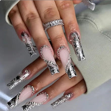 24 Stück French Tip Press On Nails Lang Silber 3D Herz Design