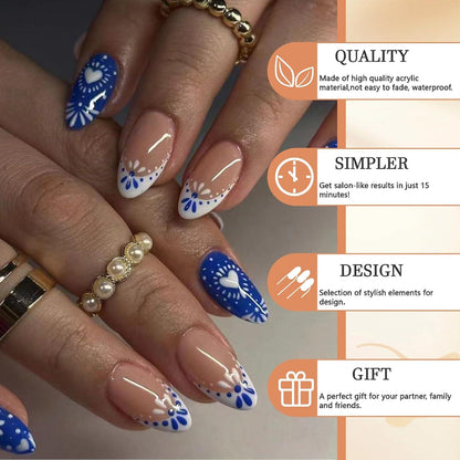 24 Stück French Tip Press On Nails Bohemian Style Blaue Herz Linien Mittel Länge