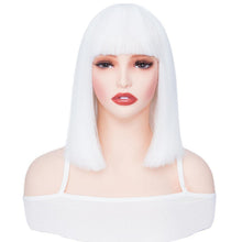 Weißer Bob mit Pony – Synthetische Perücke 30cm für Cosplay & Alltag
