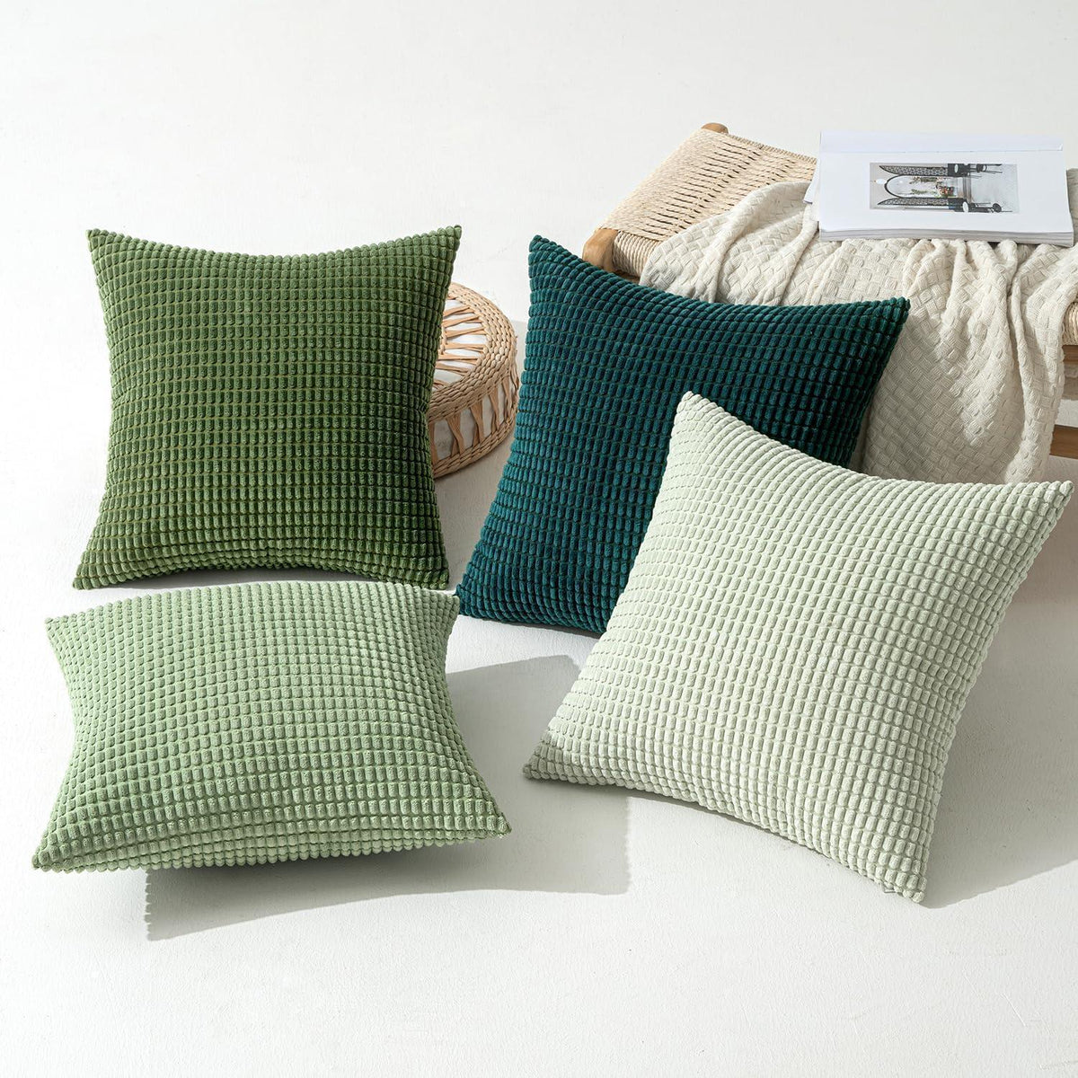 4er Set Kissenbezüge Weihnachten Waldgrün 40x40 cm Kordsamt