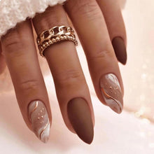 24 Stk. Mittelgroße Almond Gold Linien Design Matte Press-on Nägel