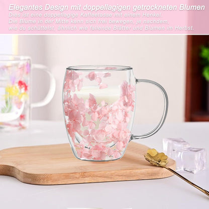 Doppelwandige Kaffeetasse mit getrockneten Blumen - Rosa Teetasse mit Griff