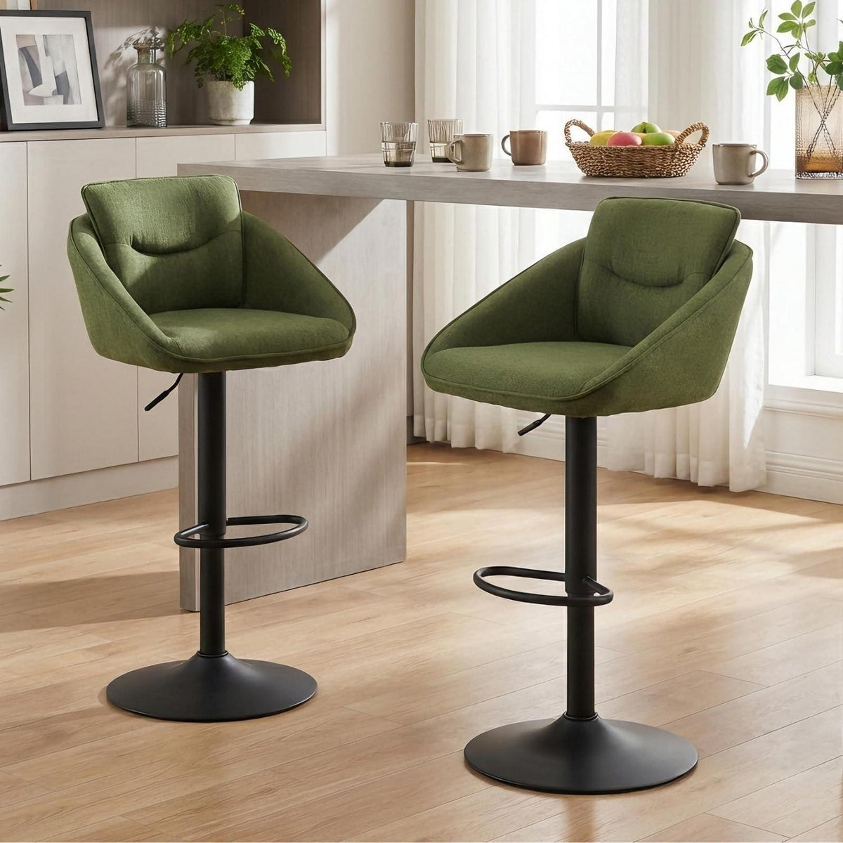 Verstellbarer Barhocker mit Fußstütze – 2er Set, Grün