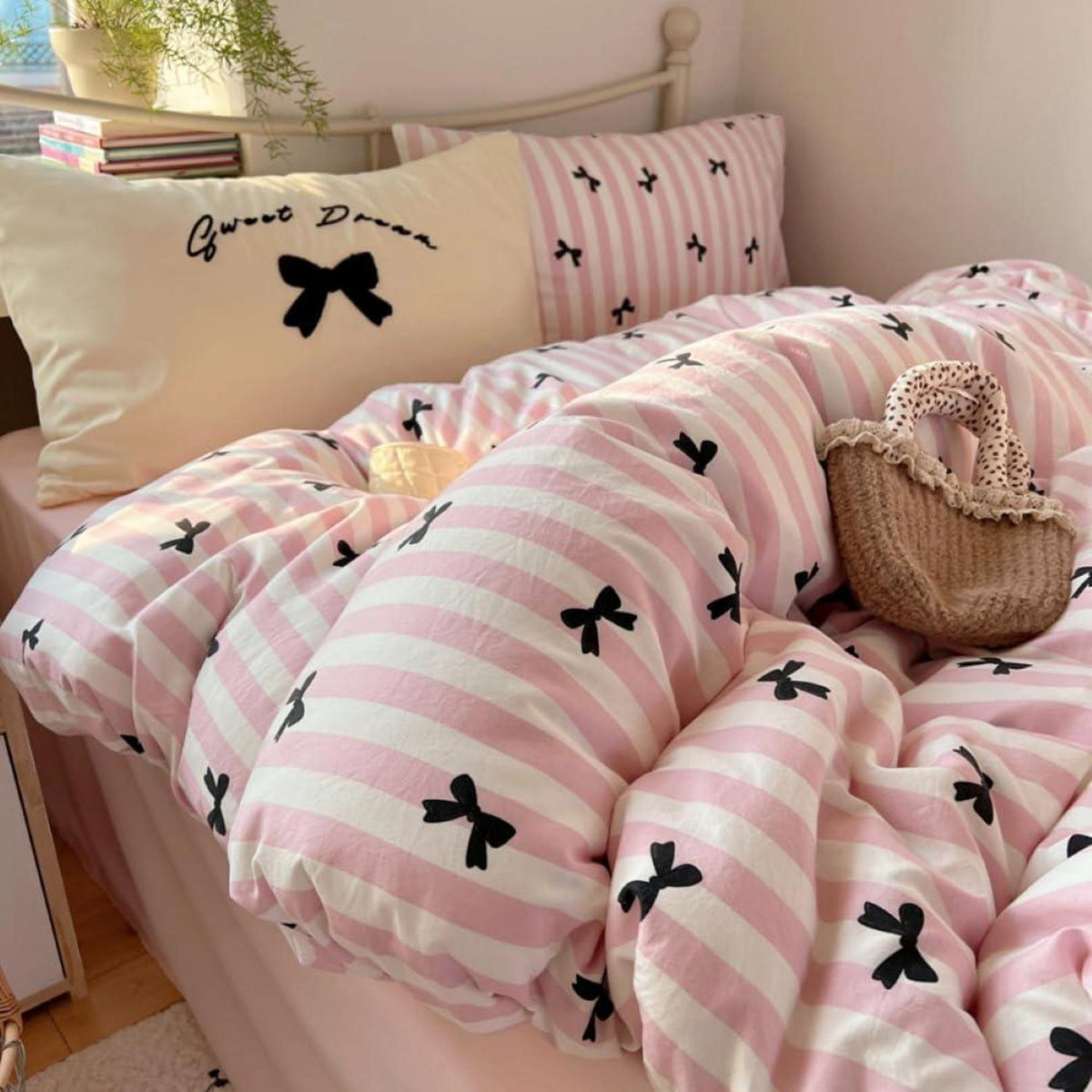 Bettwäsche Set 200x220 Weiß Rosa Schwarz Streifen Schleifen Mädchen