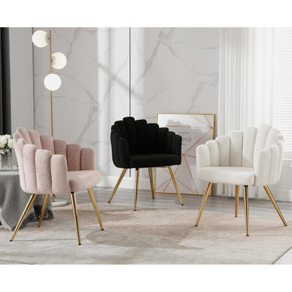 Rosa Kunstfell Sessel mit goldenen Metallbeinen