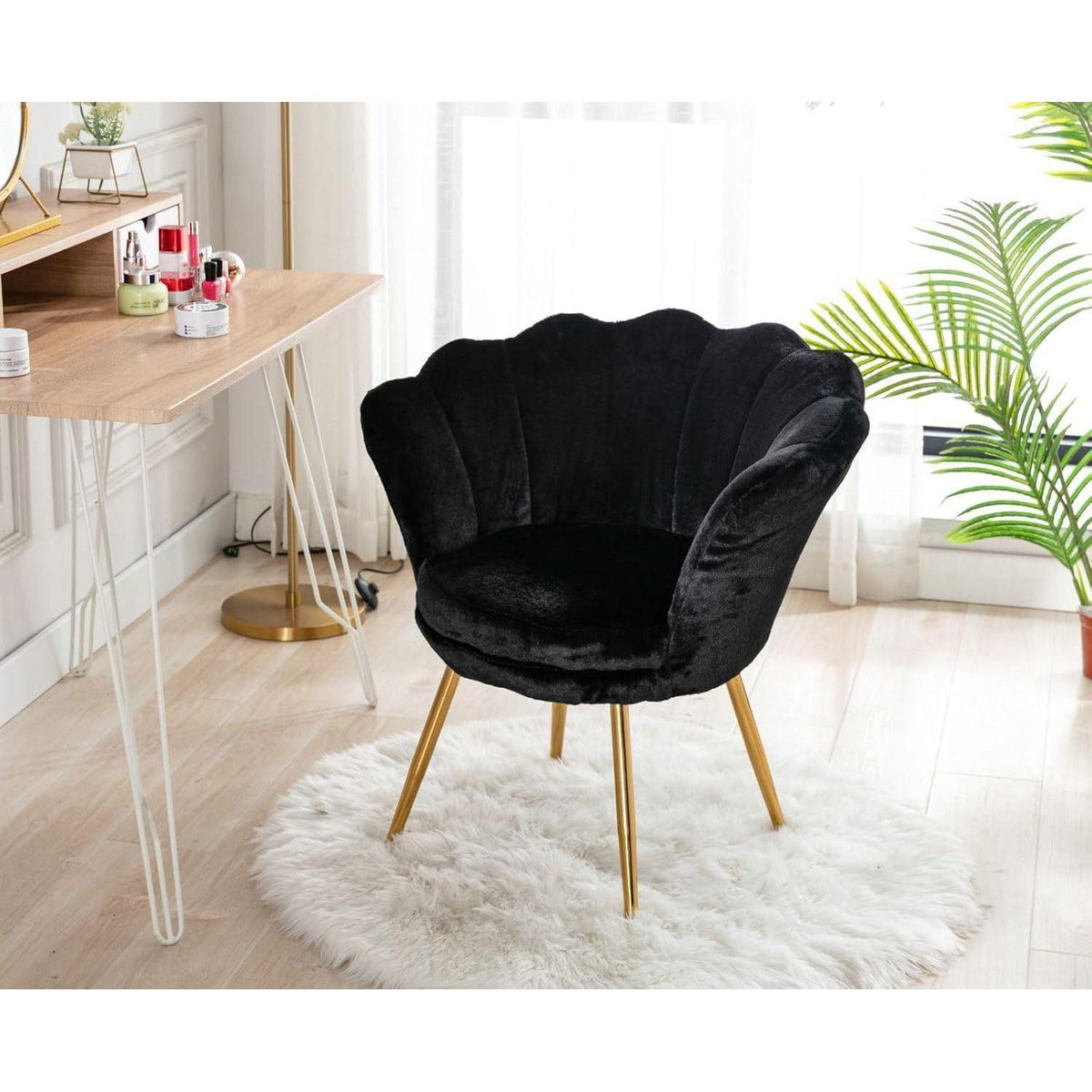 Teddystoff Sessel mit Goldfuß – Bequemer Loungesessel