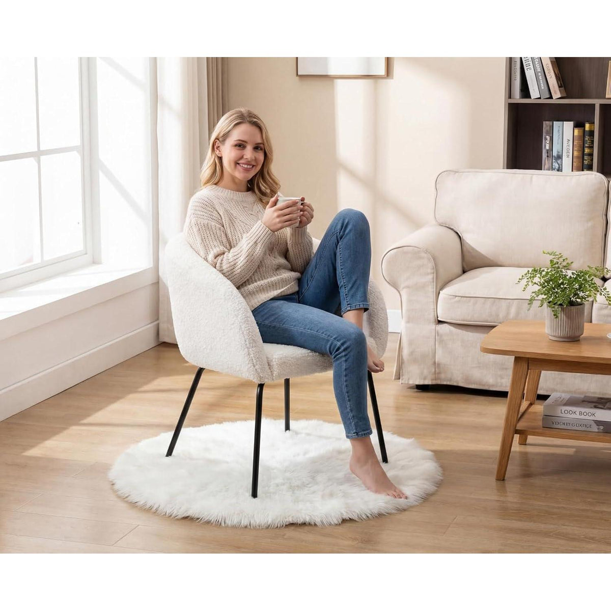 Weißer Kunstfell Sessel – Modern & Bequem Loungesessel