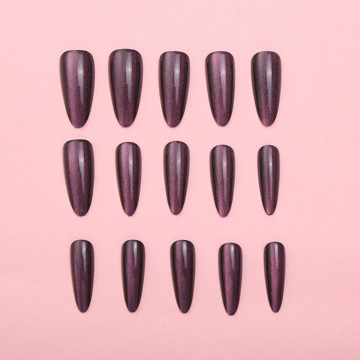 Lila Stiletto Press On Nails – Dunkel, Cat Eye & Nagelkleber