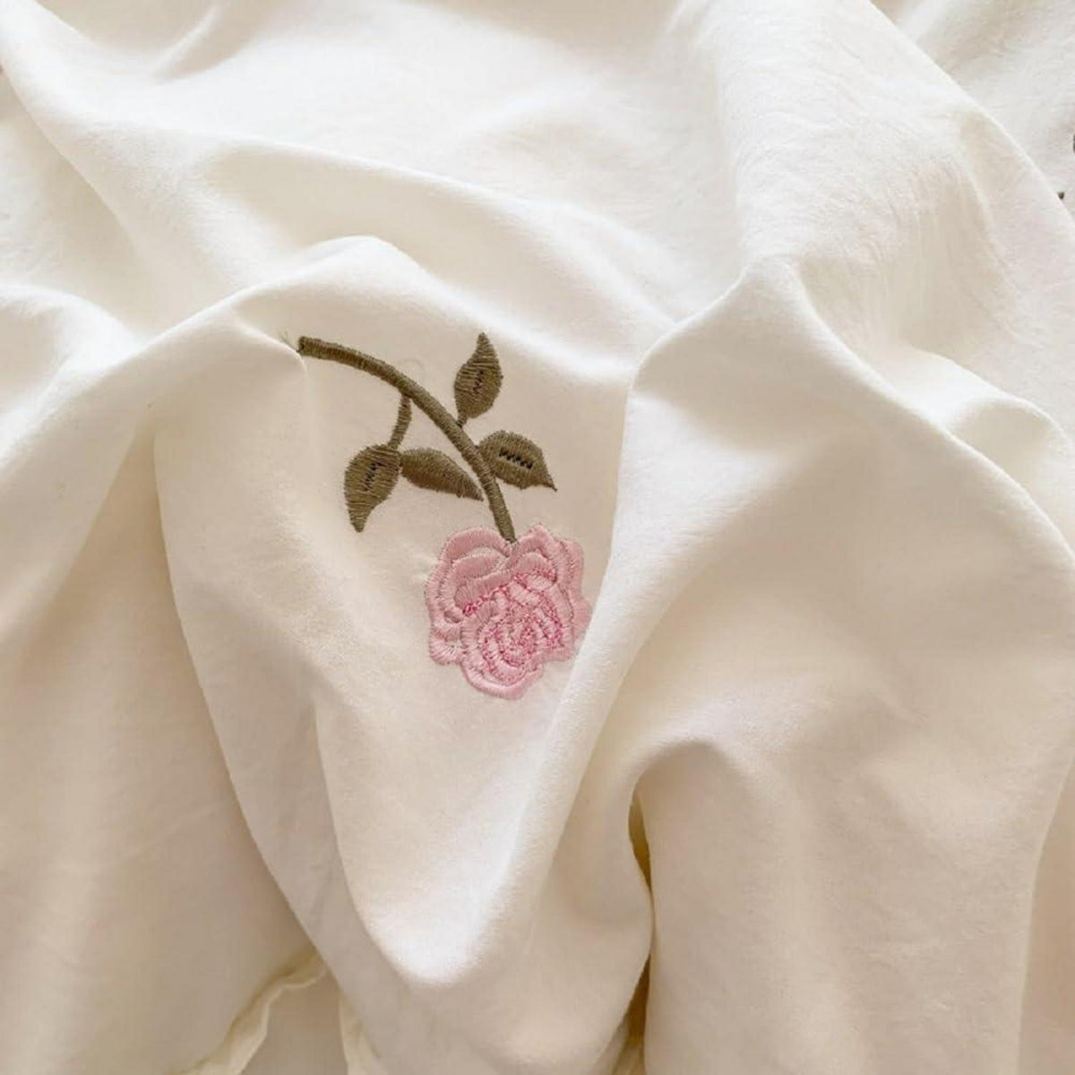 Romantische Rüschen Bettwäsche Set 220x240 Weiß Rosa Blumen
