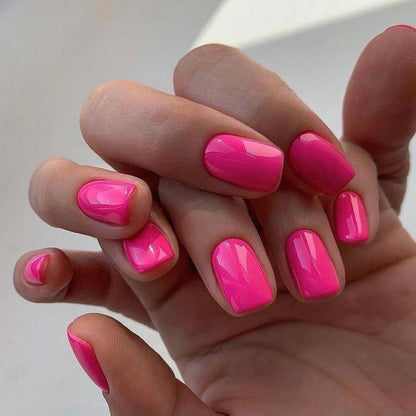 Kurze Press On Nails Rosa – Klebe Nägel Set für Damen & Mädchen