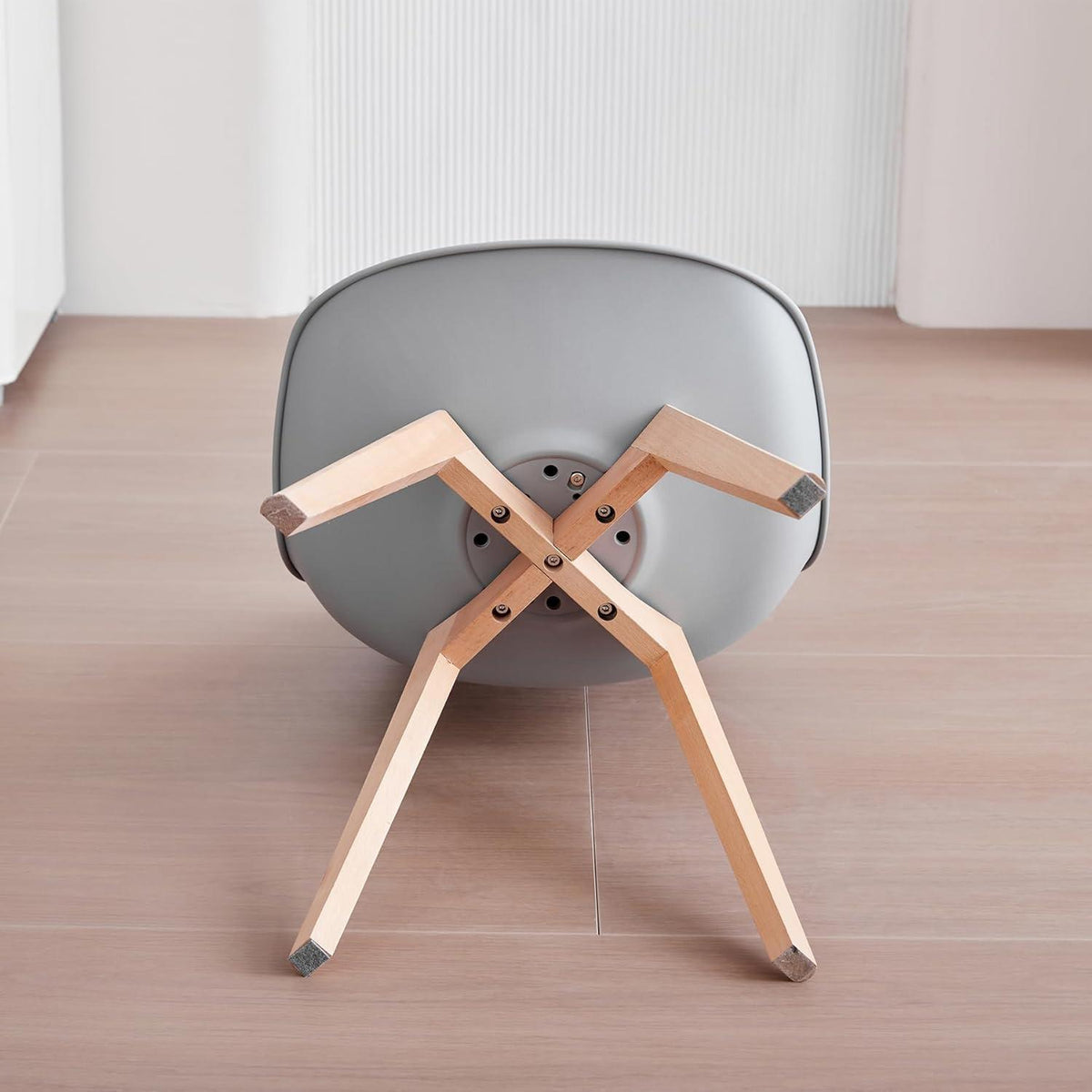 Esszimmer-Set Holz mit 6 skandinavischen Stühlen Grau