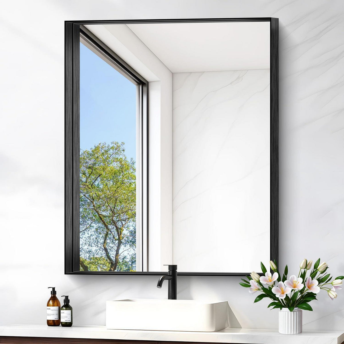 Schwarzer Wandspiegel 75x90 cm – Modern & Robust