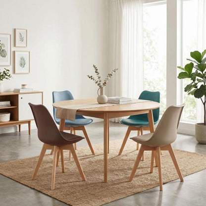 Skandinavische Esszimmerstühle 4er Set mit Sitzkissen & Holzbeinen