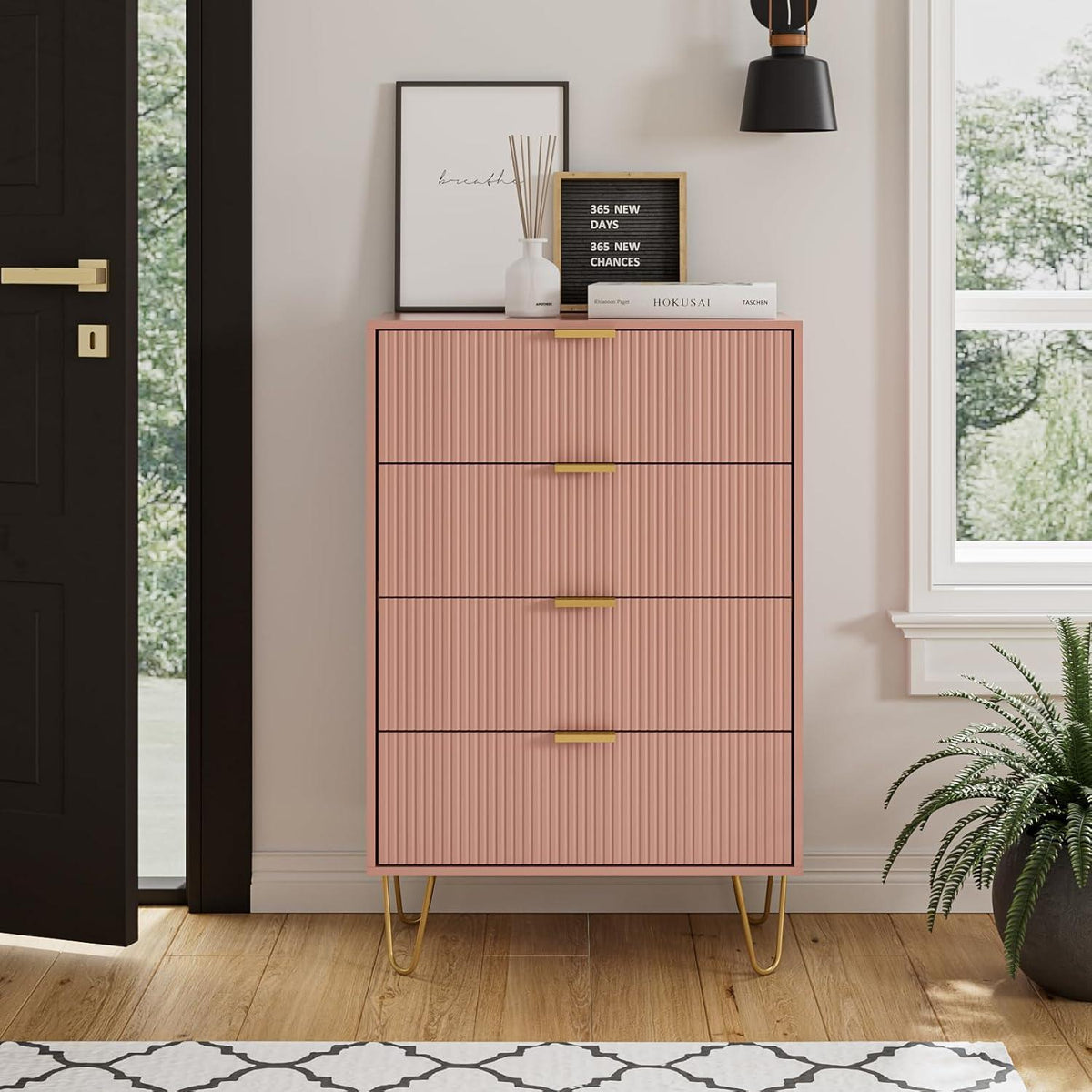 Rosa Kommode mit 4 Schubladen & Goldbeinen – Boho Beistellschrank