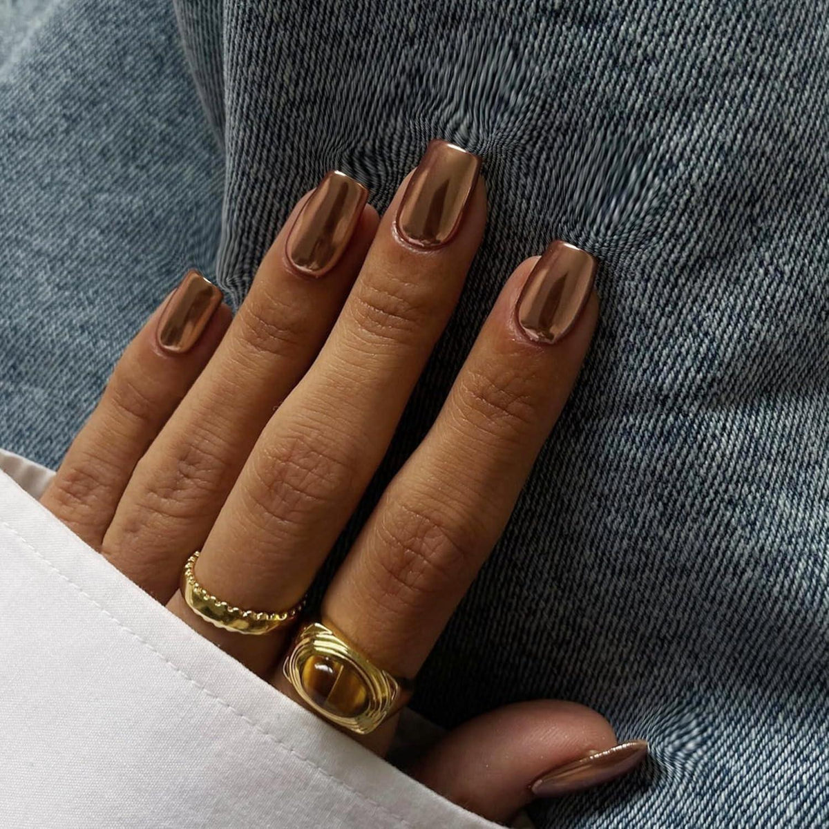 Chrome Press On Nails – Metallic Braun, Kurz & Glitzernd