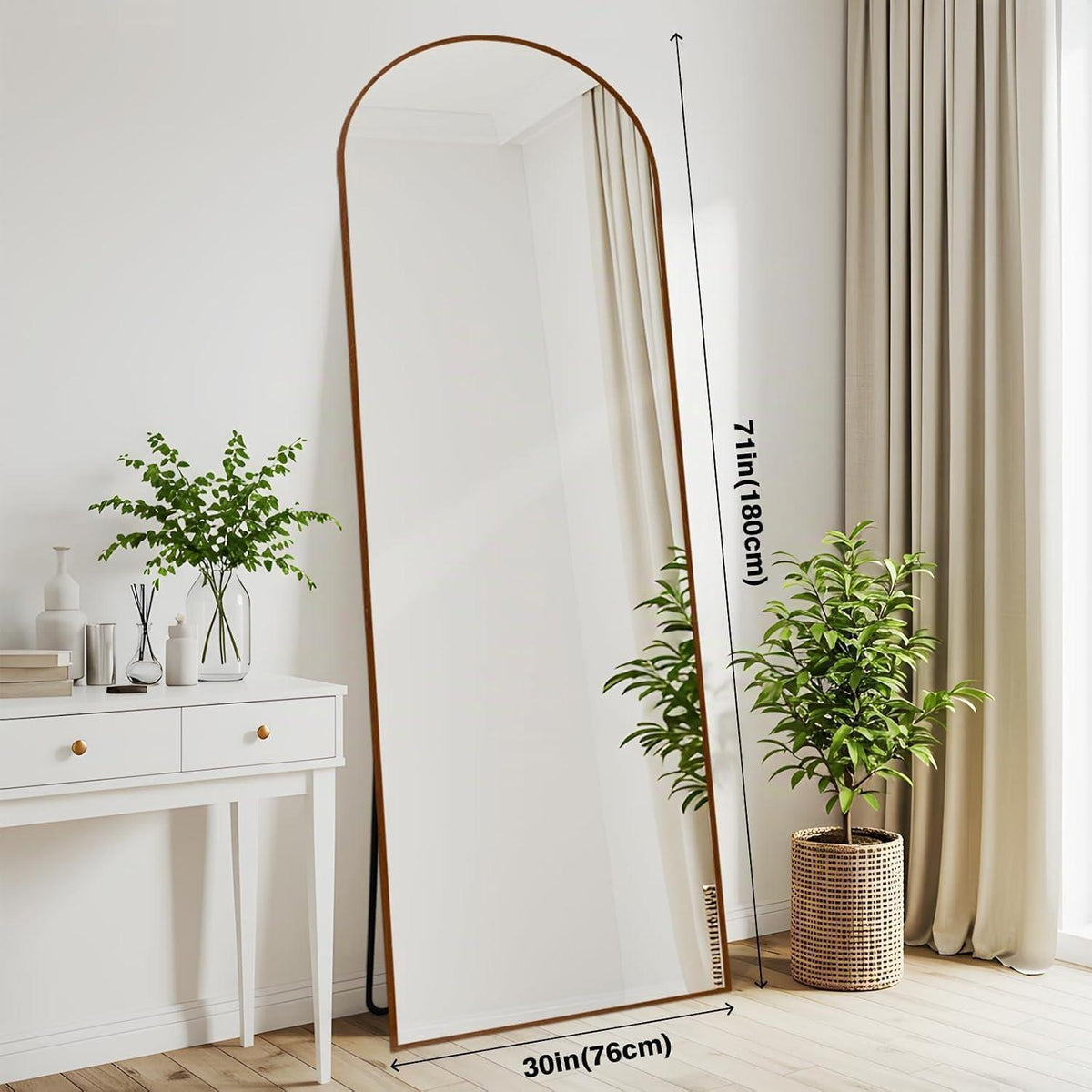Gewölbter Ganzkörperspiegel mit Holzoptikrahmen – 180x76cm