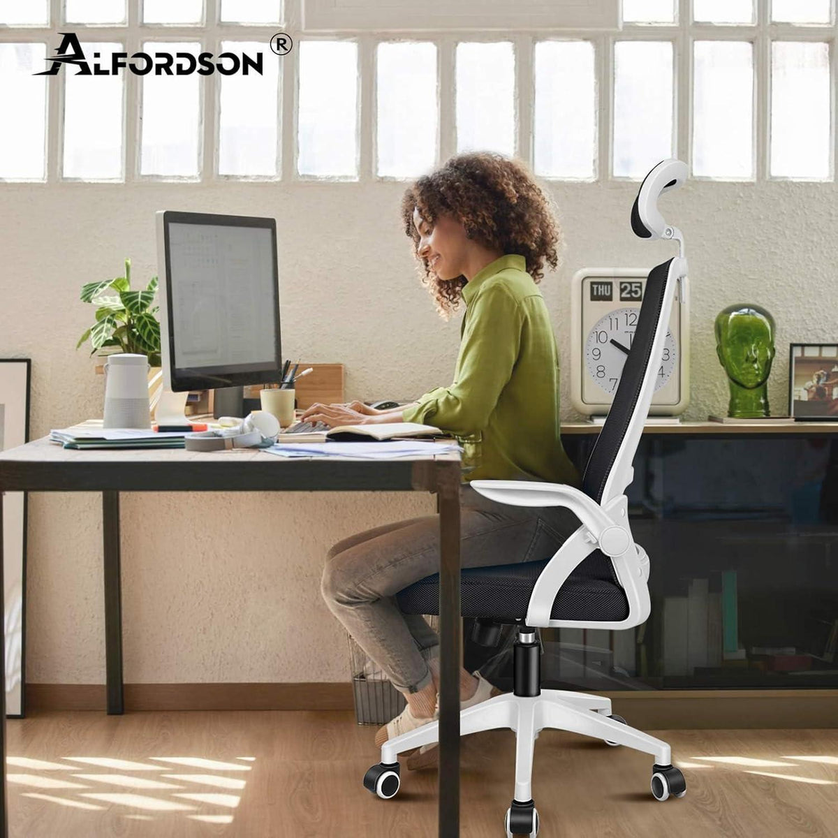 Ergonomischer Bürostuhl mit Lordosenstütze und Kopfstütze, Weiß Arco