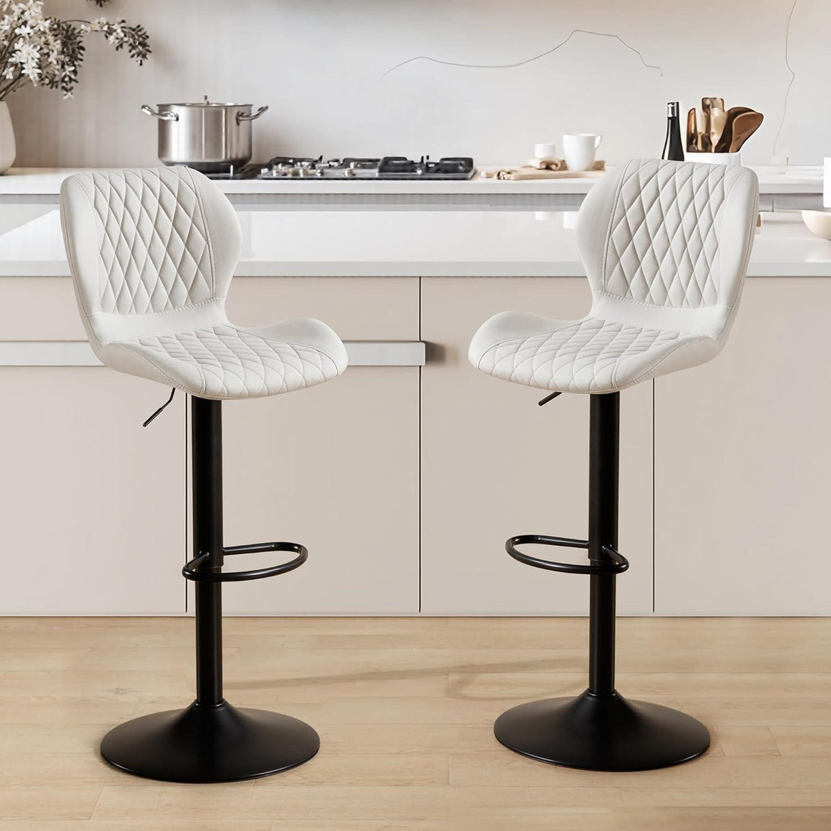 Barhocker mit Lehne, höhenverstellbar, beige