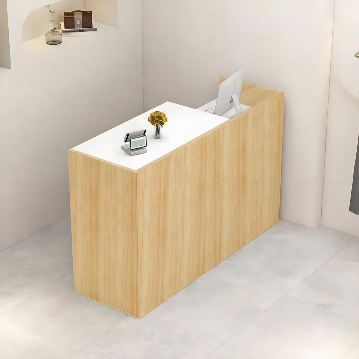 Rezeptionstheke Holz mit Stauraum – 130x50x100 cm