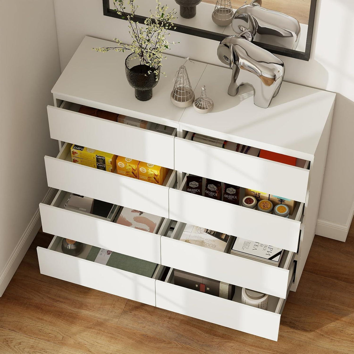 Weiße Kommode mit 4 Schubladen – Modern & Praktisch