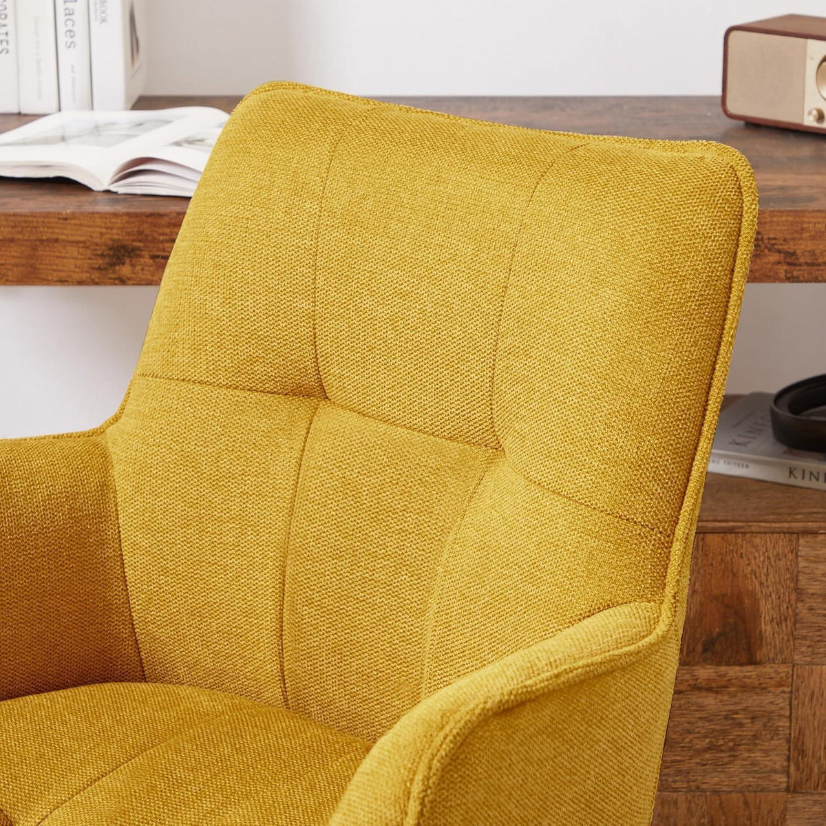 Drehbarer Sessel Gelb Bouclé – Wohnzimmer & Schminktisch