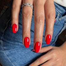 Rot Press On Nails Kurz Mittel Sarg – Glänzende Fake Nails