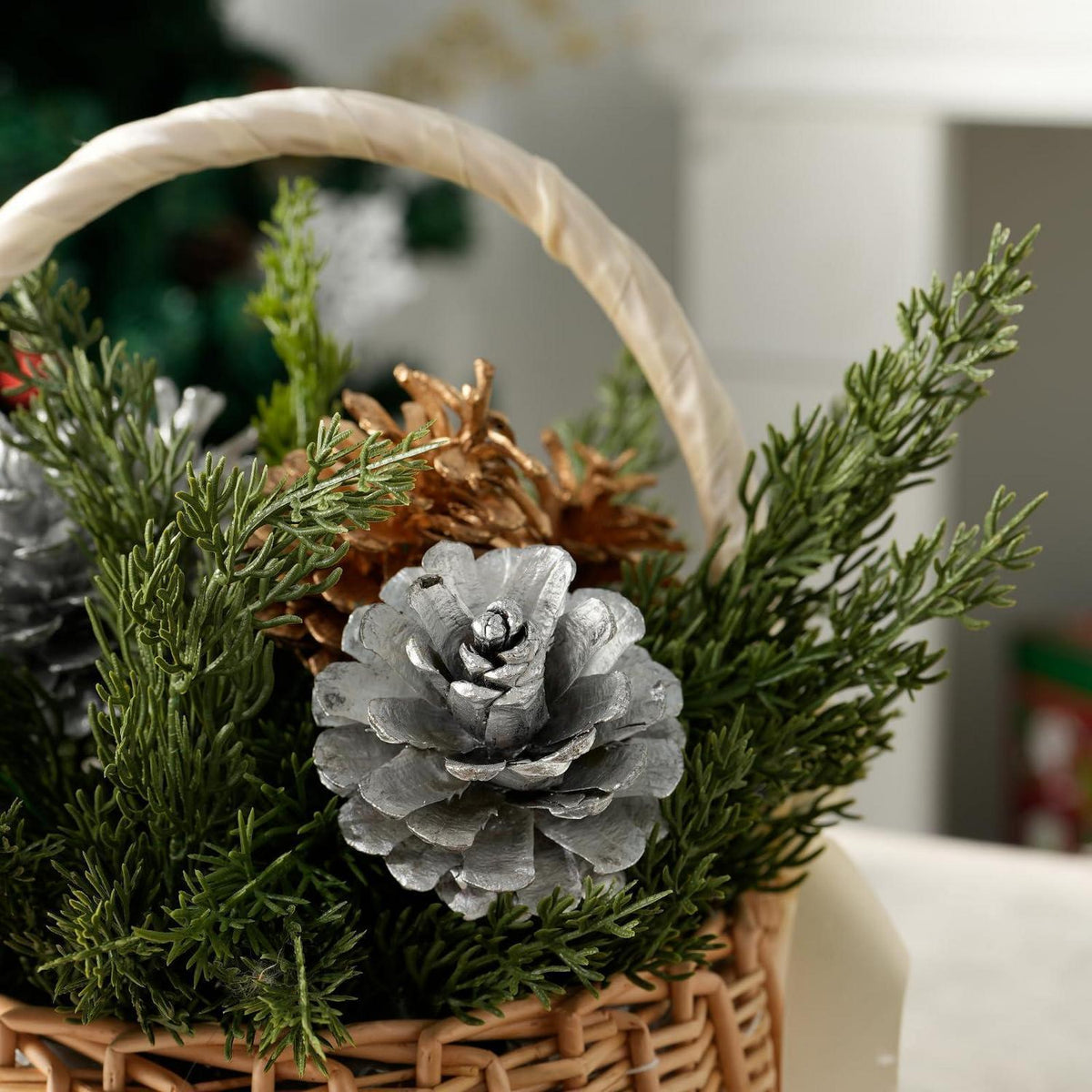 24 Natürliche Tannenzapfen Gold & Silber mit Stiel – Weihnachtsdeko