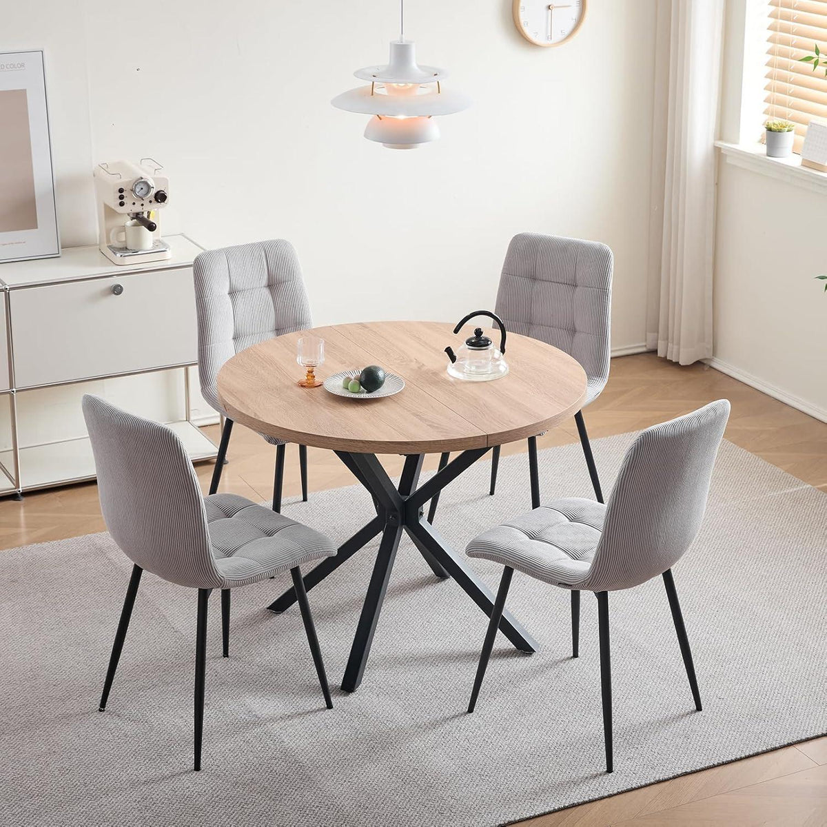 4er-Set Nordische Esszimmerstühle, Hellgrau mit Cord & Metallbeinen
