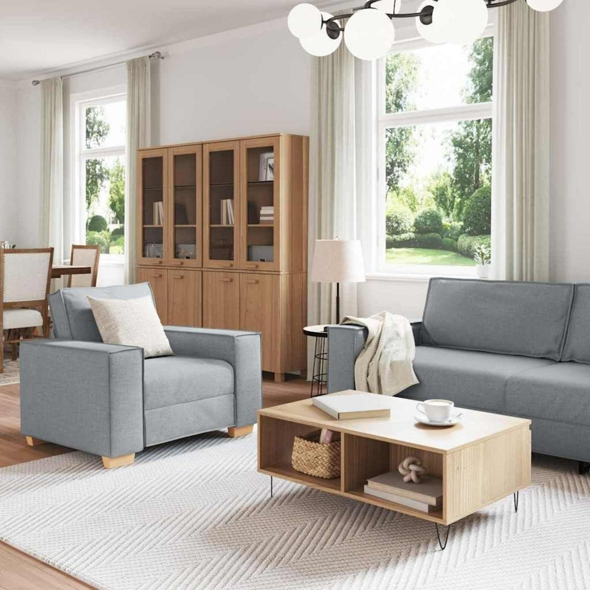 Hellgraues Sofa-Set: 3-Sitzer, 2-Sitzer & Sessel