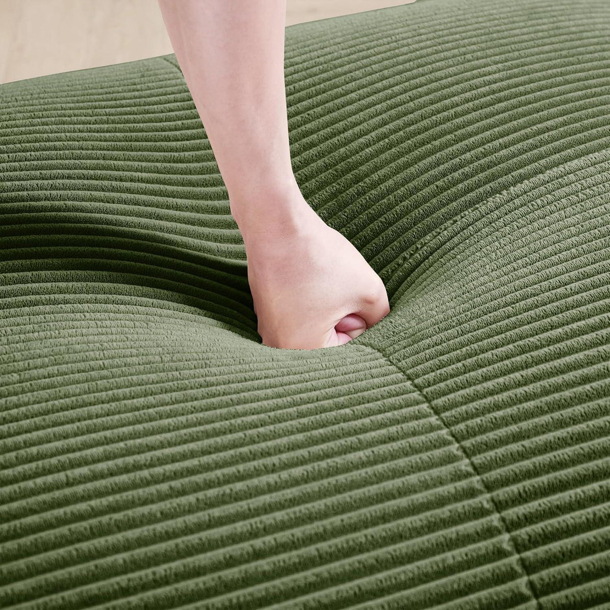 2-4 Sitzer Cord Sofa Grün – Modulares Wohnzimmer Sofa mit Hockern