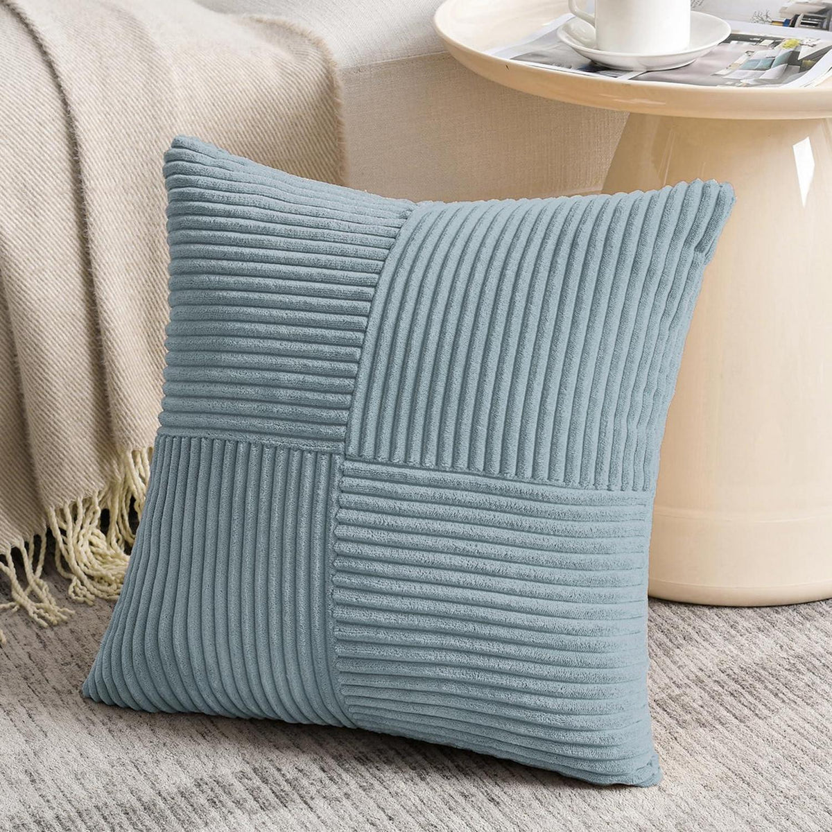 Hellblauer Kissenbezug 35x35 cm - Weiches Kordsamt Deko Kissen