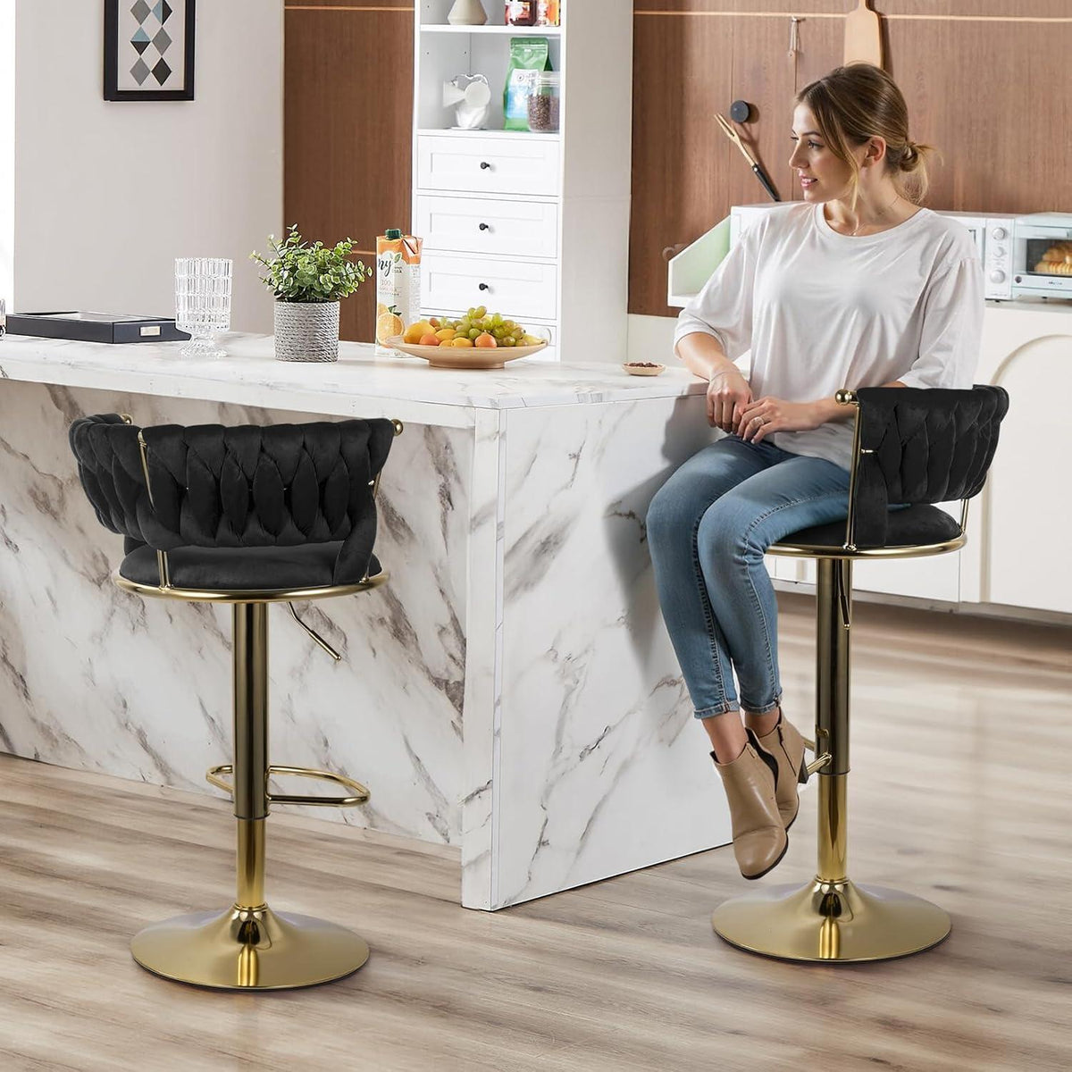 Höhenverstellbarer Barhocker 2er Set mit geflochtener Rückenlehne