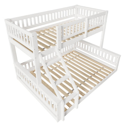 Oxtao Etagenbett 140x200 cm Hochbett mit Leiter und Rausfallschutz für 3 Kinder, Weiß, ohne Matratze