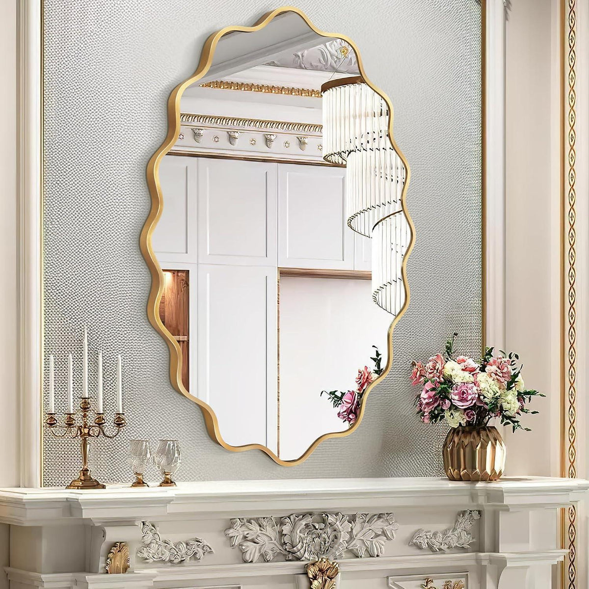 Wavy Ovaler Wandspiegel mit Aluminiumrahmen – 90x60 cm