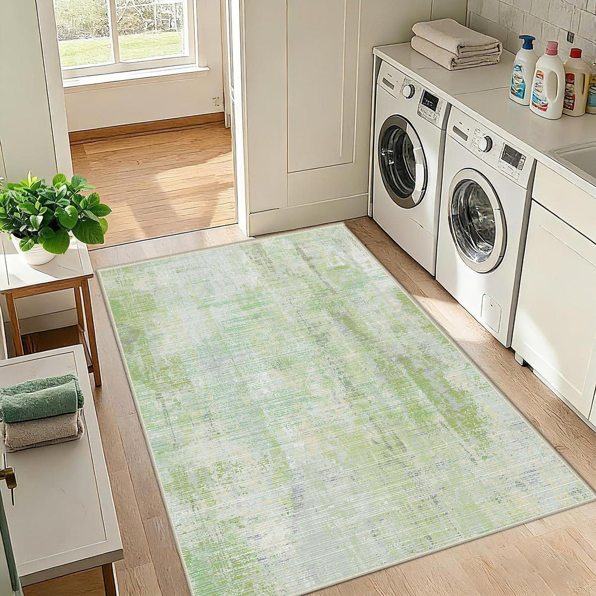 Grüner Teppich 140x200 – Abstrakter Kurzflor Wohnteppich