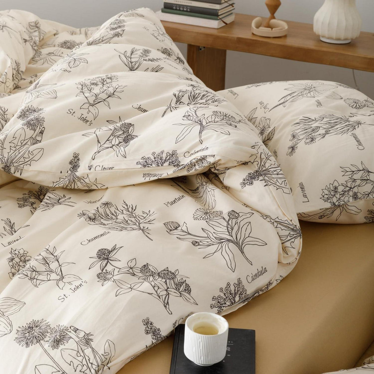 Blumen Bettwäsche Set 200x220 cm Schwarz 3-teilig Baumwolle