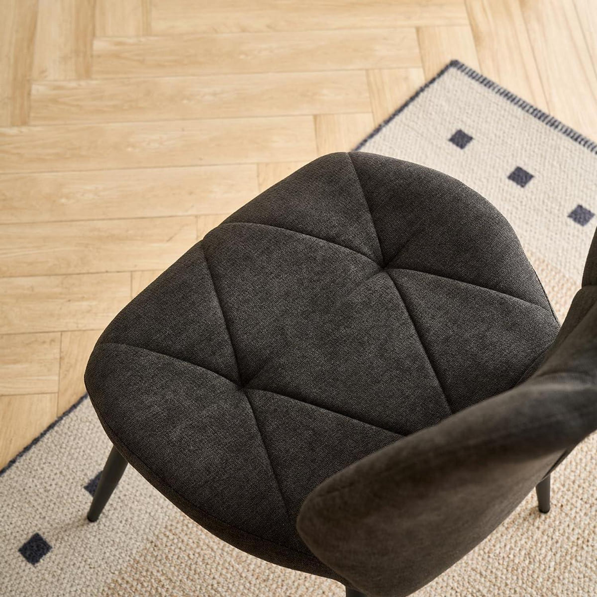 Runder Esstisch Set mit 4 Polsterstühlen im Nordic Stil