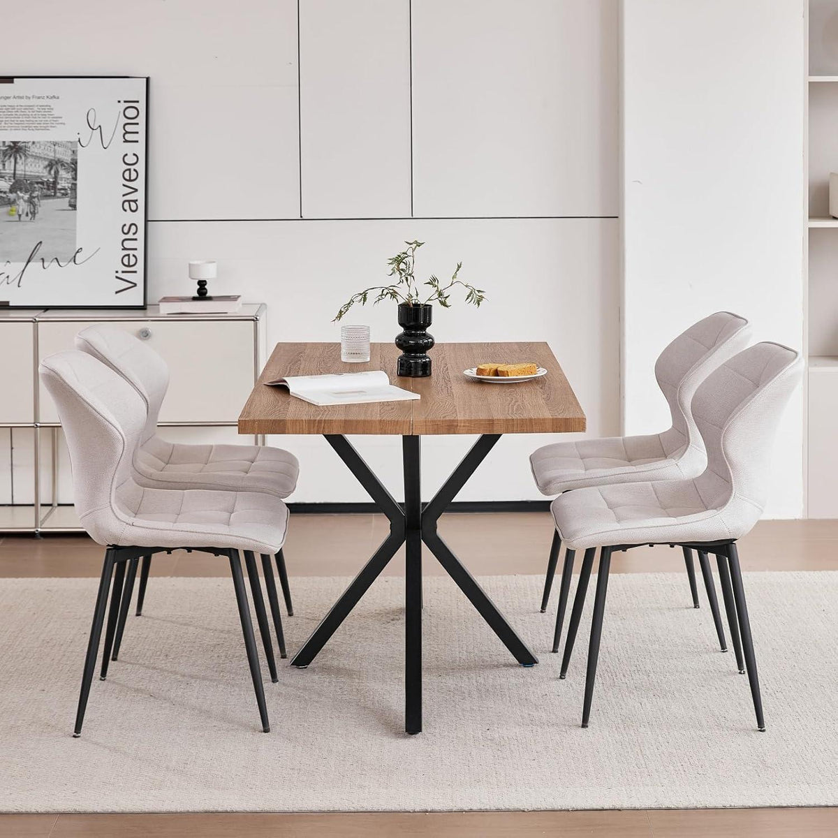Modernes Esszimmer-Set mit Tisch (140x80cm) & 4 weißen Stühlen