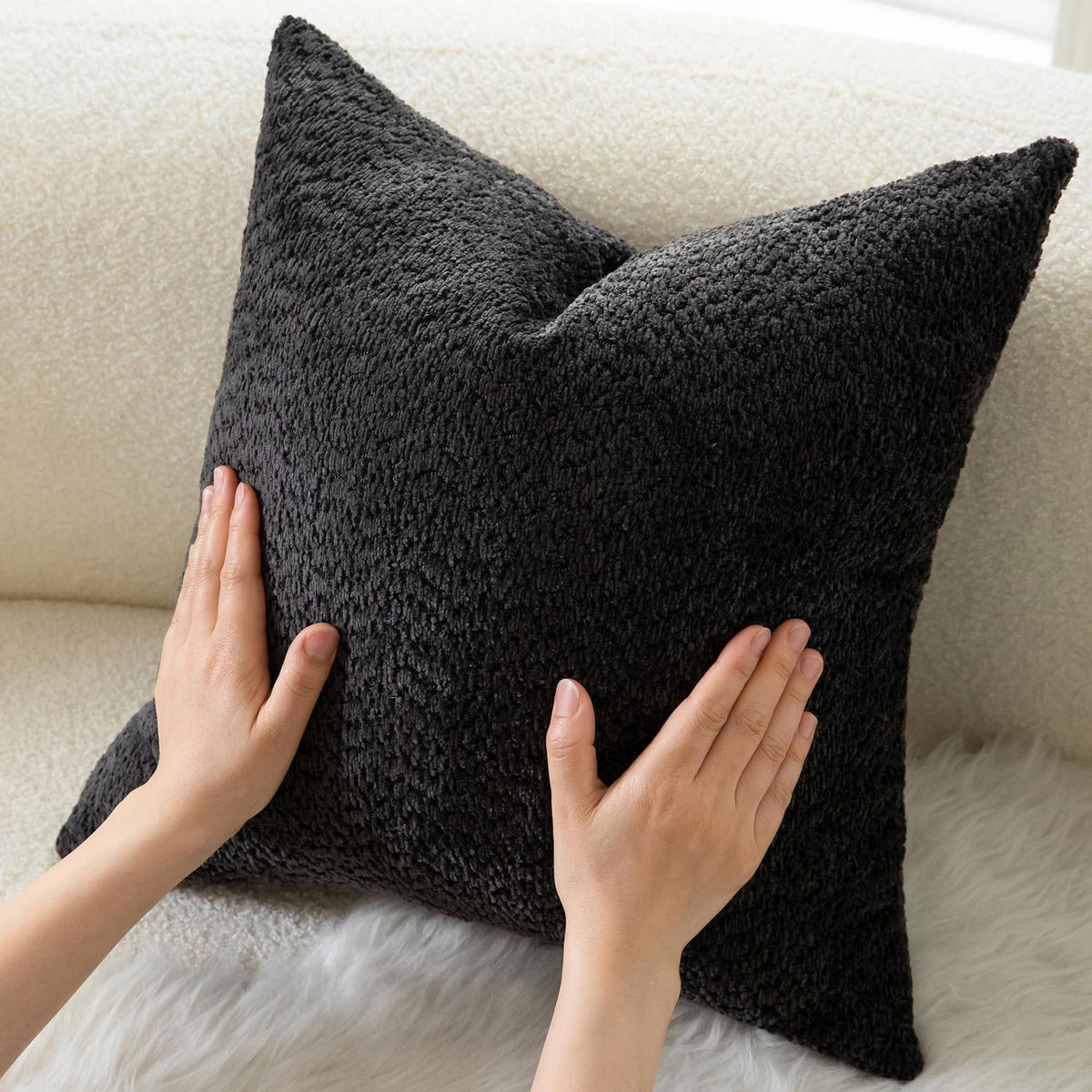 2x Chenille Kissenbezug Schwarz 30x50cm - Weiche Bouclé Optik