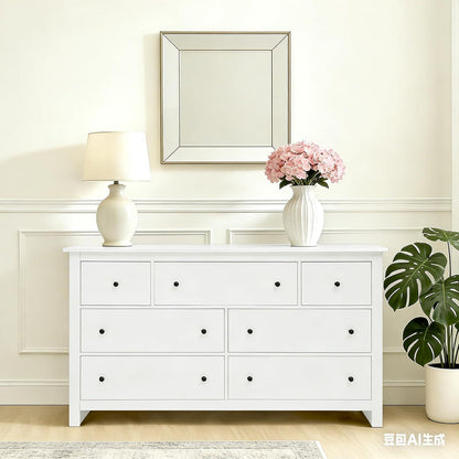 Weißes Sideboard mit 7 Schubladen – Modern & Vielseitig