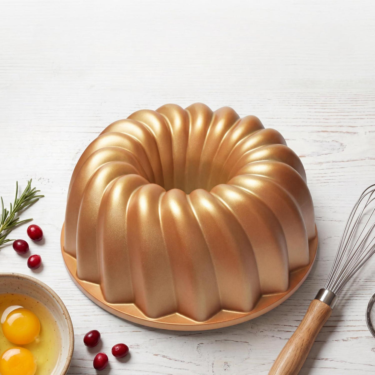 Goldene Ringkuchenform aus Aluminium – 24x24x9 cm
