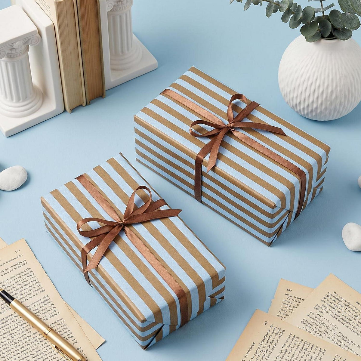 Geschenkpapier mit Kraftstreifen, blau-braun, 43,2cm x 5m